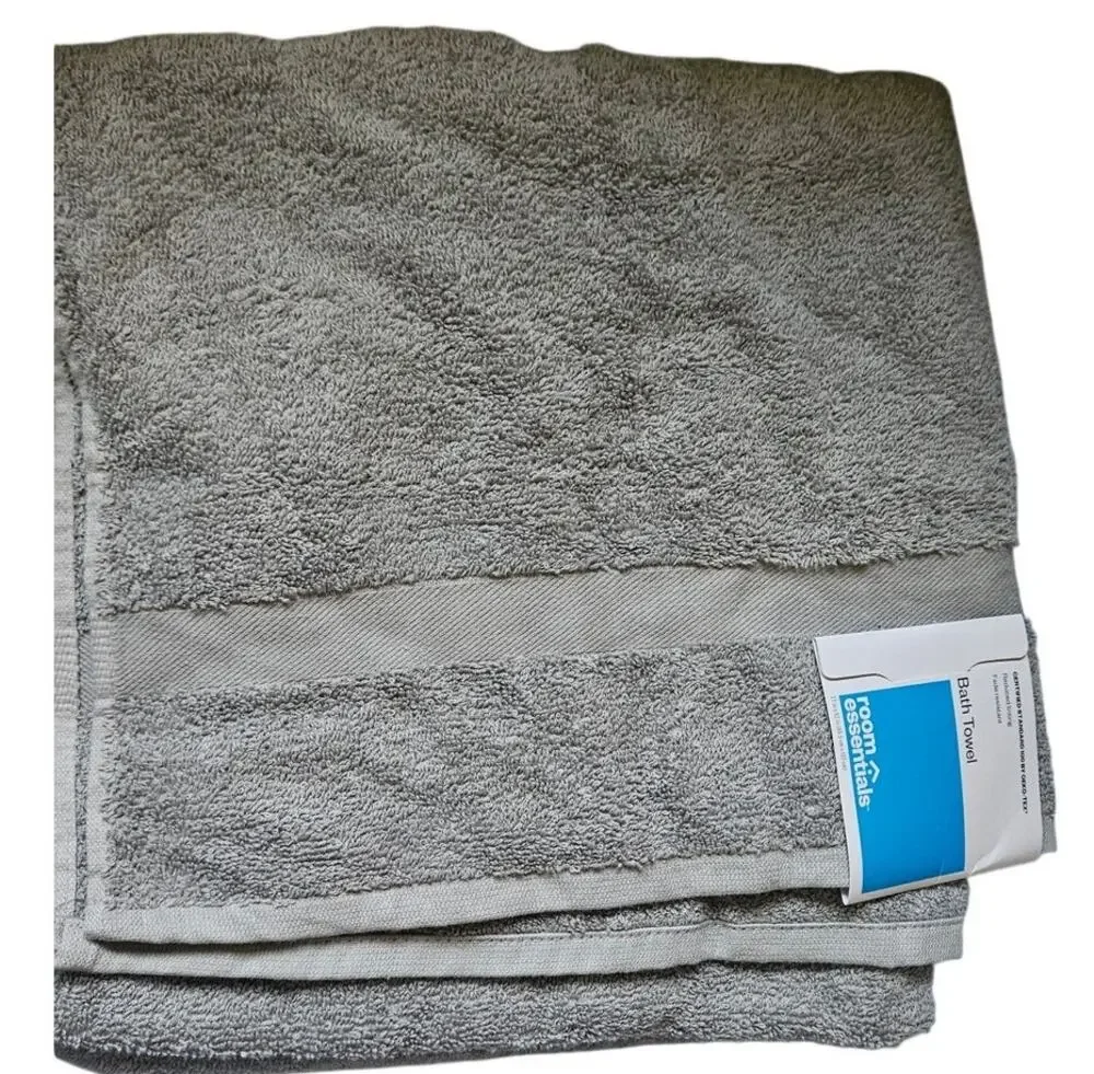 Room Essentials Everyday Bath Towel 27x52  Okeo-Tex Gray Towel